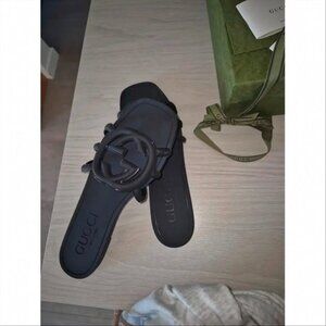 Gucci Women's Interlocking G Slides Size 38 - With Box & Dust Bag